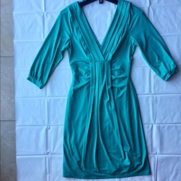 BCBGMAXAZRIA Pleated V-Cut Fitted Party Dress - Picture 4 of 6